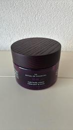RITUALS Yozakura body creme NIEUW, Sieraden, Tassen en Uiterlijk, Uiterlijk | Lichaamsverzorging, Ophalen of Verzenden, Zo goed als nieuw