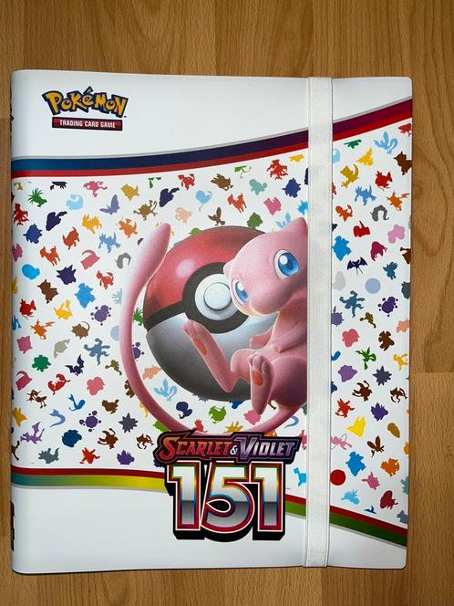 POKEMON 151 ULTRA PRO MAP BINDER, Hobby en Vrije tijd, Verzamelkaartspellen | Pokémon, Zo goed als nieuw, Ophalen of Verzenden