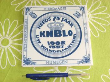 Tegel Vierdaagse Nijmegen KNBLO 75 jaar uw wandelpartner (1) beschikbaar voor biedingen