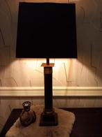 2 Prachtige tafel/vensterbank lampen 75 hoog met lederen kap, Huis en Inrichting, Lampen | Tafellampen, 50 tot 75 cm, Klassiek