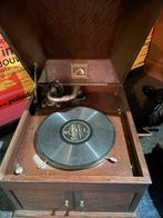 Antieke His Master's Voice Grammofoon, Ophalen