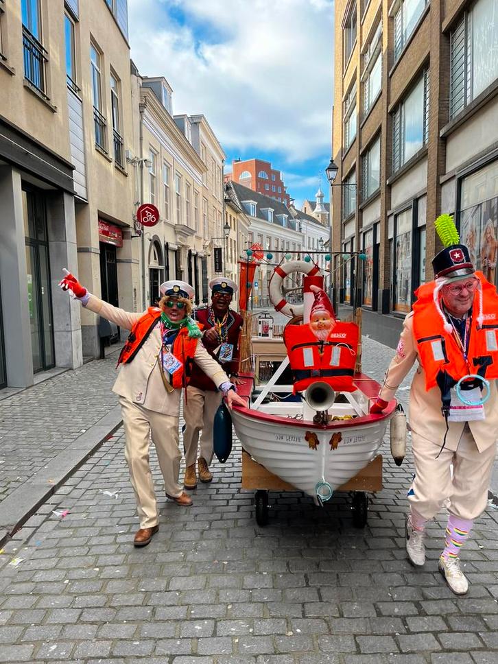Prijswinnende kleine carnavalswagen sloep, boot, Kleding | Heren, Carnavalskleding en Feestkleding, Zo goed als nieuw, Accessoires