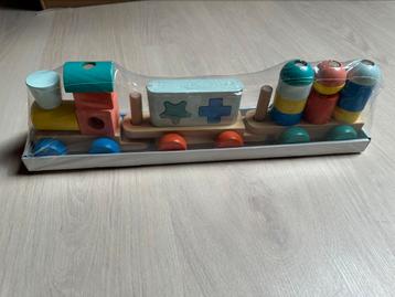 Houten trein Hema beschikbaar voor biedingen
