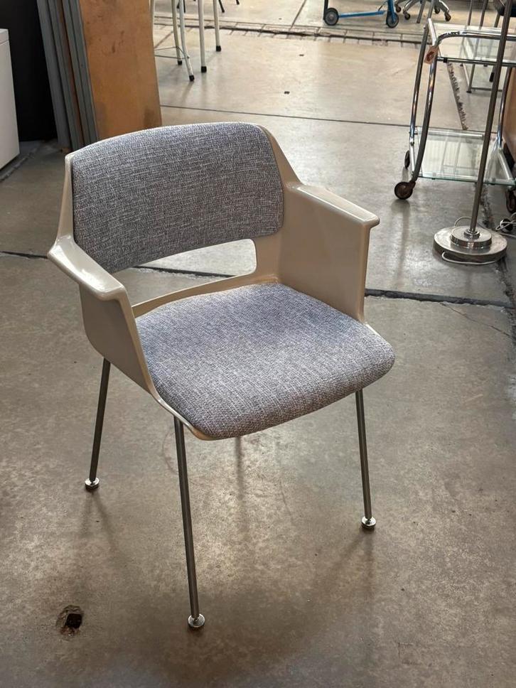 Gispen 2225 stoelen (6x), Huis en Inrichting, Stoelen, Gebruikt, Vijf, Zes of meer stoelen, Grijs, Ophalen