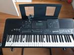 Yamaha keyboard, Muziek en Instrumenten, Keyboards, Met standaard, Ophalen of Verzenden, Overige aantallen, Zo goed als nieuw