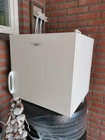 Mini Diepvries merk Zanussi beschikbaar voor biedingen