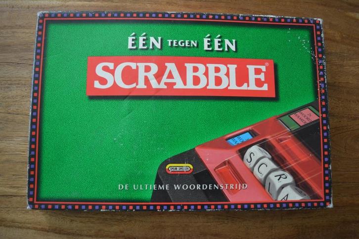 Scrabble (verschillende versies), Hobby en Vrije tijd, Gezelschapsspellen | Bordspellen, Gebruikt, Verzenden