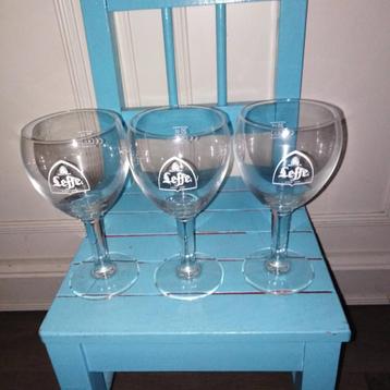 Leffe bierglazen met wit logo 25 cl 3 stuks beschikbaar voor biedingen