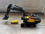 Lego 42215 - Volvo EC500 Hybrid graafmachine (42215), Kinderen en Baby's, Speelgoed | Speelgoedvoertuigen, Ophalen, Zo goed als nieuw