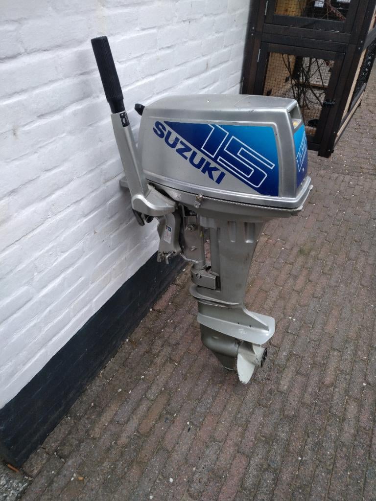 Buitenboordmotor / Suzuki/ 15pk, Ophalen, 10 tot 30 pk, Gebruikt, Buitenboordmotor