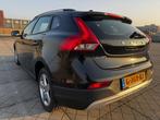 Volvo V40 Cross Country 1.6 D2 Summum AUT CRUISE TREKHAAK, Auto's, Euro 5, Stof, Gebruikt, Zwart