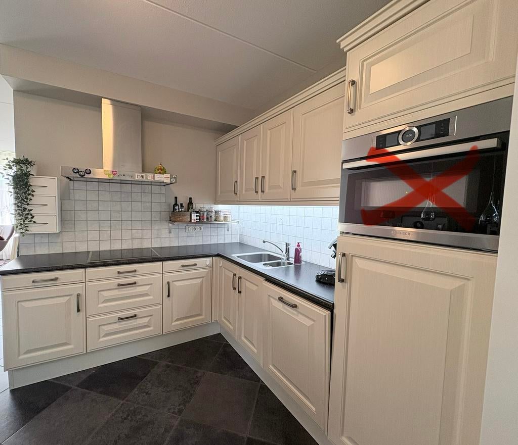 Nette Keuken merk Pronorm, neutrale kleur 226cm x 262 cm, Ophalen, Gebruikt, Hoekkeuken