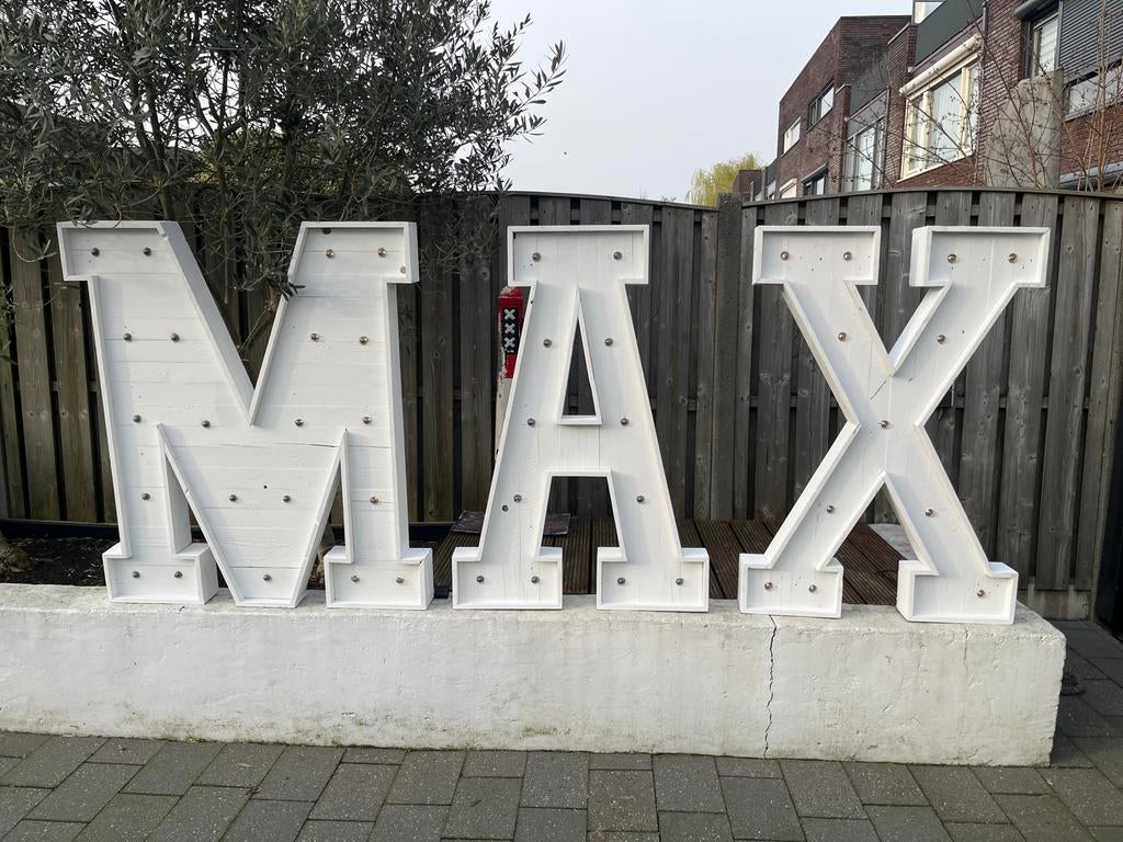 Grote houten letters MAX/XAM met verlichting op batterijen, Ophalen, Gebruikt
