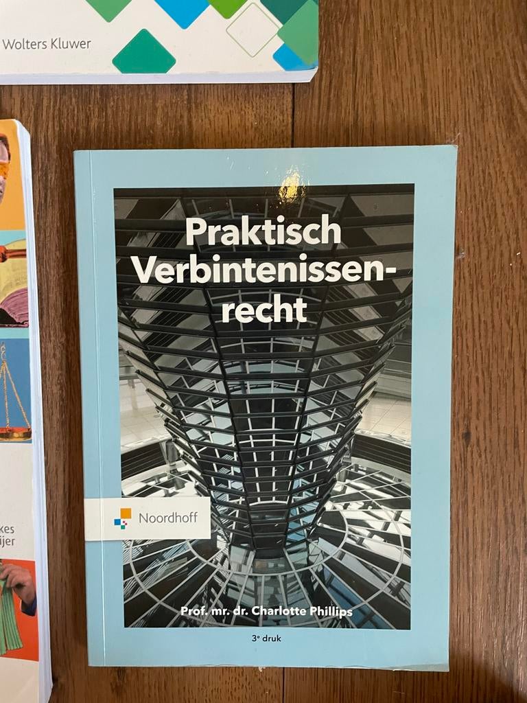 Praktisch Verbintenissenrecht - Prof. mr. dr. Charlotte Phil, Ophalen of Verzenden, Gamma, Zo goed als nieuw, HBO