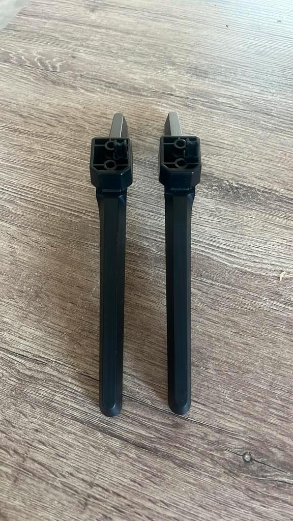 Voetjes Hisense led tv (43E6KT), Audio, Tv en Foto, Televisie-accessoires, Zo goed als nieuw, Ophalen of Verzenden