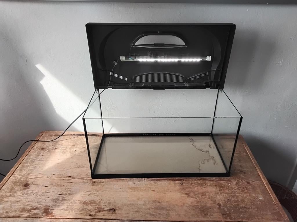 Compleet Aquarium, Dieren en Toebehoren, Vissen | Aquaria en Toebehoren, Ophalen of Verzenden, Inclusief toebehoren, Zo goed als nieuw