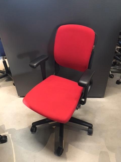 Ahrend 230 Bureaustoel, Huis en Inrichting, Bureaustoelen, Gebruikt, Bureaustoel, Overige kleuren, Ergonomisch, Ophalen