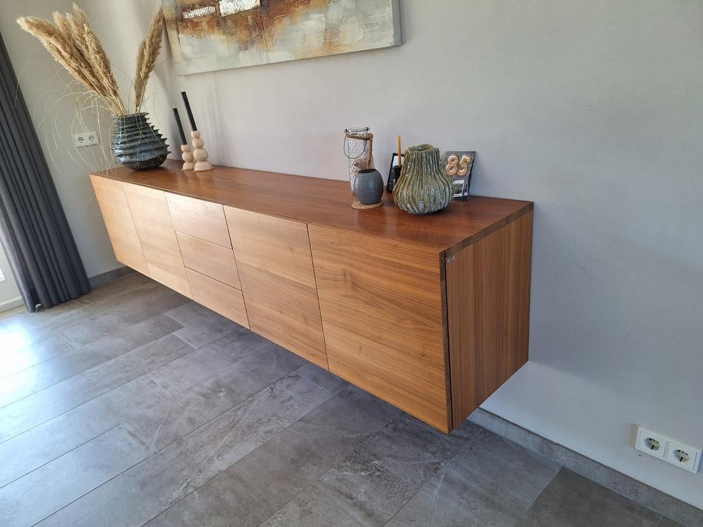 Hangende dressoir Goossens Loco, Huis en Inrichting, Gebruikt, Ophalen of Verzenden, 200 cm of meer, 25 tot 50 cm
