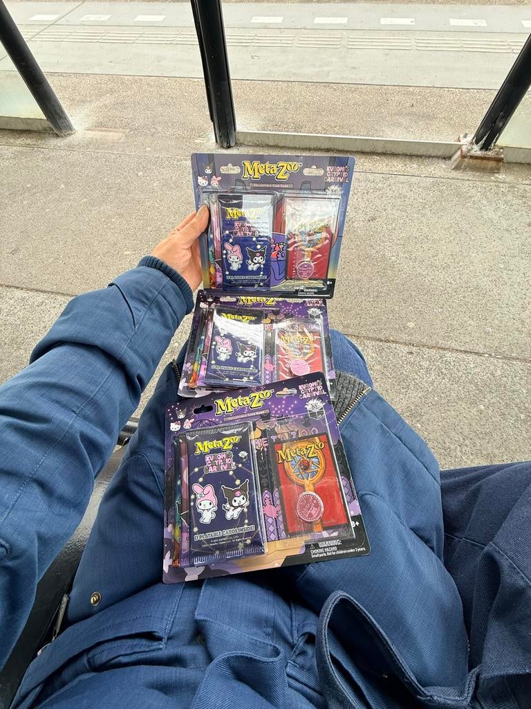 3 nieuwe MetaZoo Kuromi's Cryptid Carnival boosters, Hobby en Vrije tijd, Ophalen of Verzenden, Nieuw, Meerdere kaarten