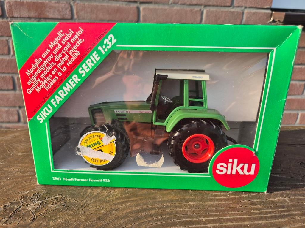 SIKU Tracteur ford 8320 - Collection