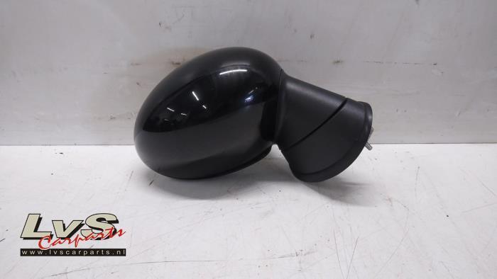 Buitenspiegel rechts van een Mini Clubman, Gebruikt, -, -, Ophalen of Verzenden