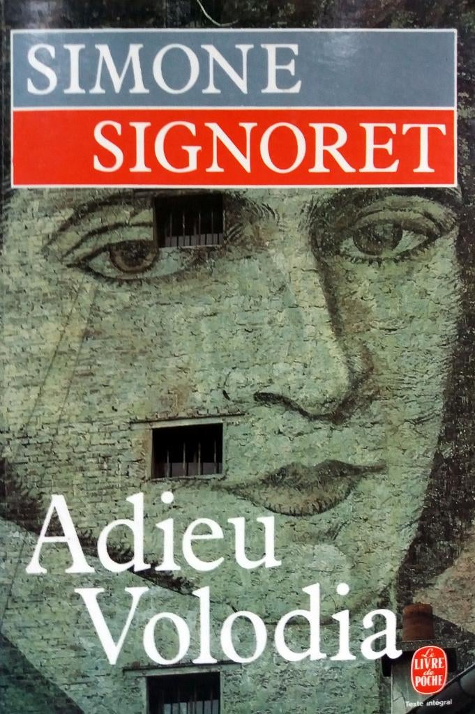 Simone Signoret - Adieu Volodia (FRANSTALIG), Boeken, Ophalen of Verzenden, Gelezen, Fictie