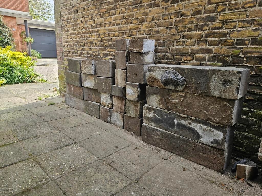 Gratis stapelblokken, verschillende formaten, Tuin en Terras, Ophalen, Beton, Minder dan 5 m², Overige typen