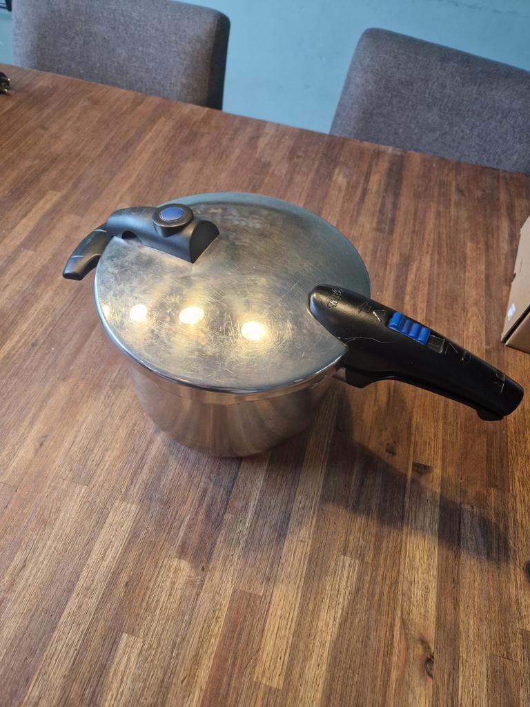 Fissler 6 liter Snelkookpan - RVS, Ophalen of Verzenden, Gebruikt