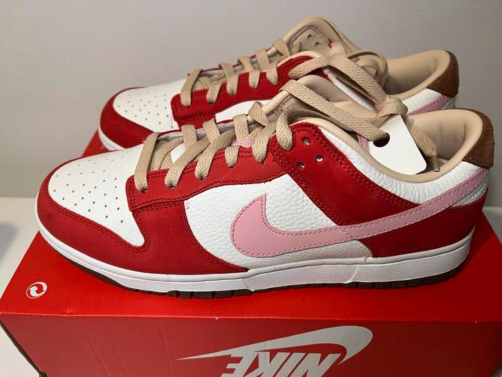 Nike Dunk Low sneakers rood wit roze maat 44 nieuw, Kleding | Heren, Schoenen, Nieuw, Sneakers of Gympen, Overige kleuren, Ophalen of Verzenden