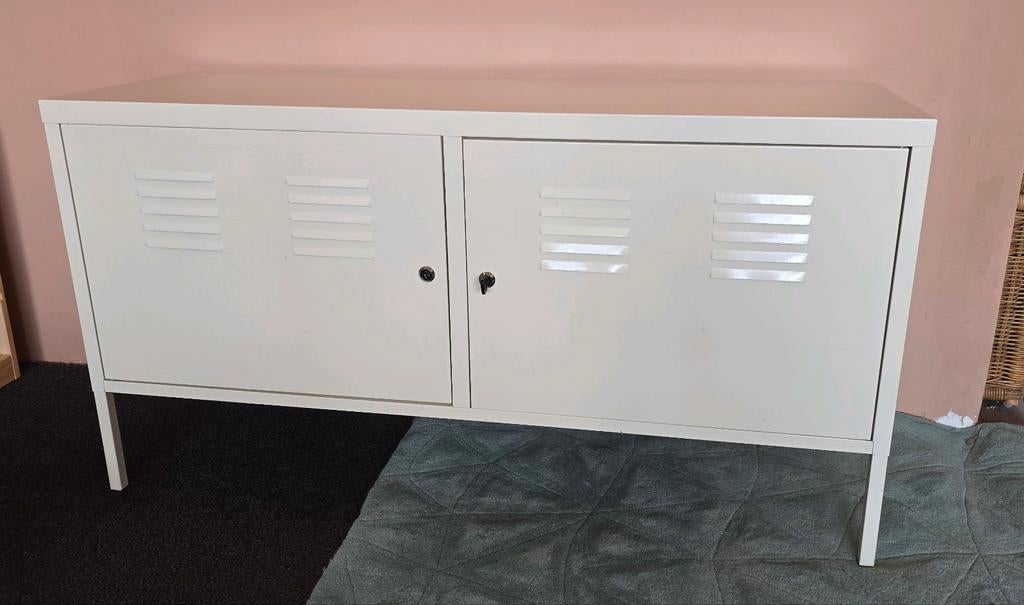 IKEA PS Lockerkast - Dressoir of TV-meubel, Huis en Inrichting, Kasten | Lockerkasten, Ophalen, Gebruikt, Industrieel