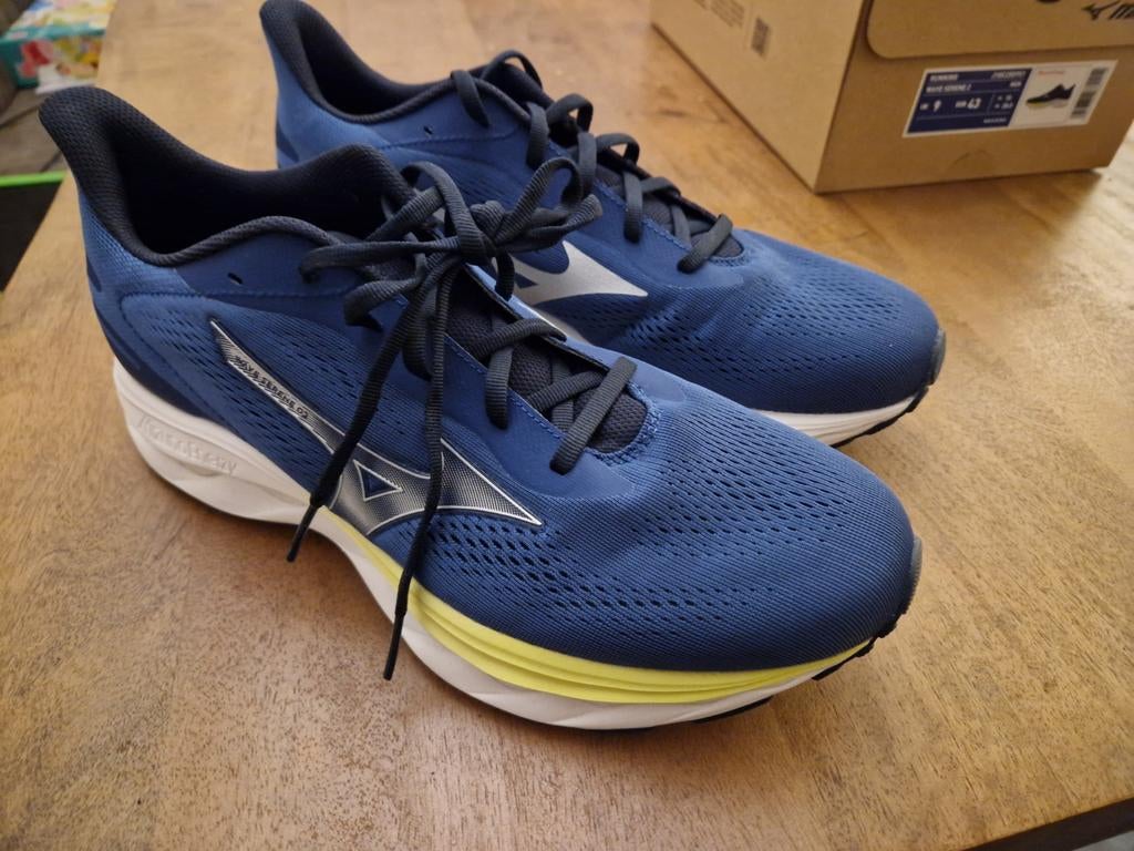 Mizuno Wave Serene 2 maat 43- Zo goed als nieuw, Overige merken, Hardloopschoenen, Ophalen of Verzenden, Zo goed als nieuw
