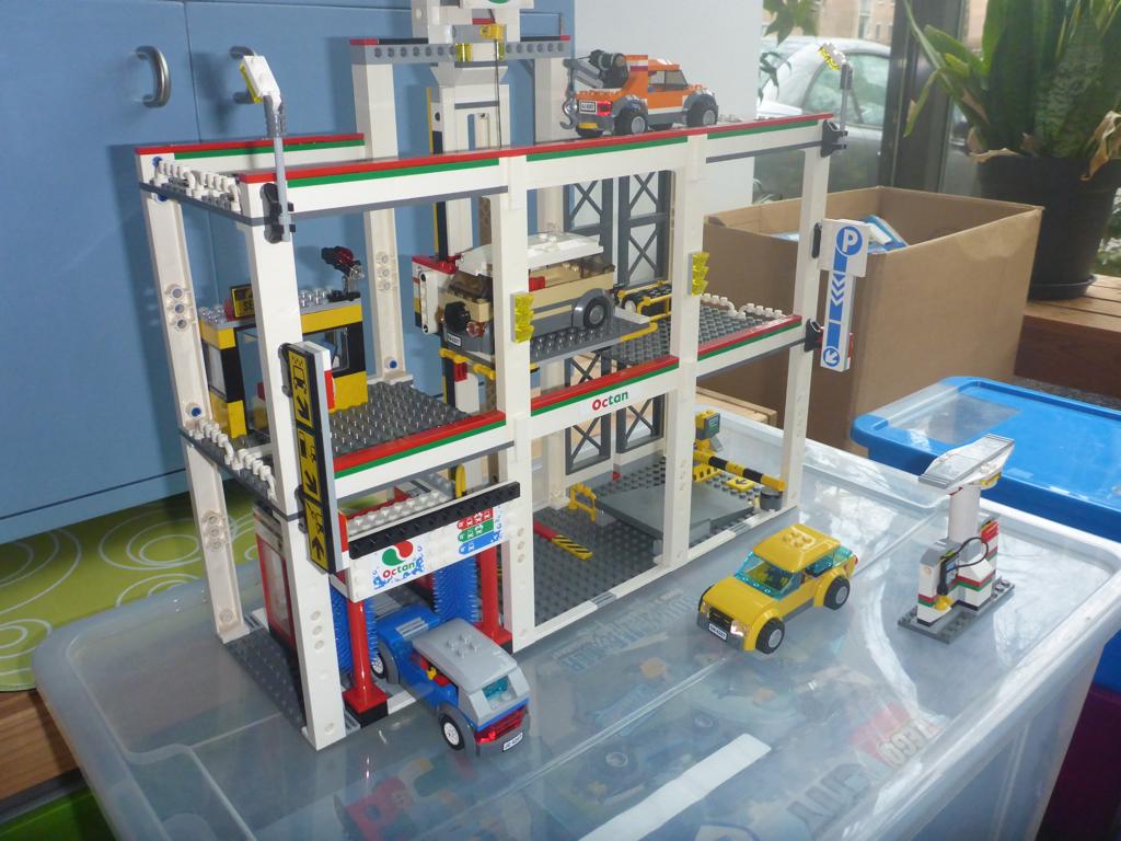 Lego 4207 City Garage, Kinderen en Baby's, Speelgoed | Duplo en Lego, City, Lego, Ophalen of Verzenden, Complete set