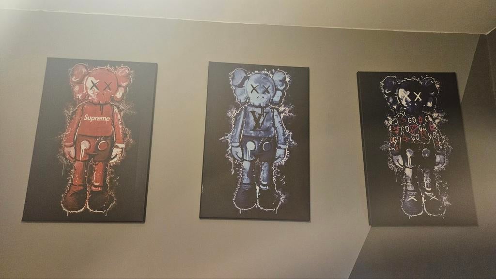 3 Kaws schilderijen 4666, Antiek en Kunst, Kunst | Schilderijen | Modern, Ophalen