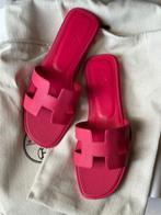 Hermes slippers roze, Ophalen of Verzenden, Zo goed als nieuw, Roze, Slippers
