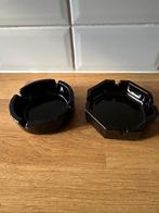 Q12-2 zwarte asbakken doorsnede 11cm, Ophalen of Verzenden, Gebruikt