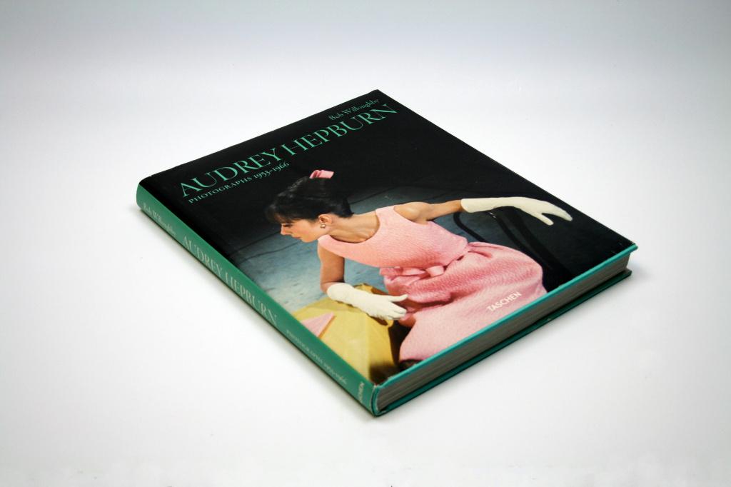 Audrey Hepburn. Photographs 1953–1966, Gelezen, Personen, Ophalen of Verzenden, Bob Willoughby