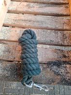 Halstertouwen, Ophalen