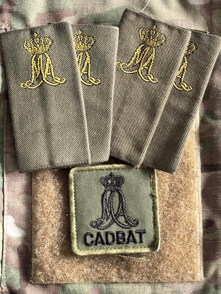 Setje KMA CADBAT, Verzenden, Landmacht, Nederland, Embleem of Badge
