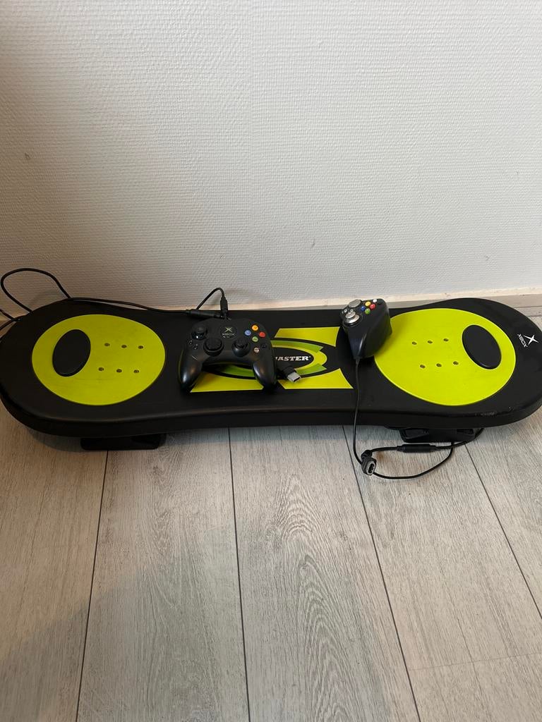 Xbox snowboard controller Thrustmaster (originele Xbox), Spelcomputers en Games, Spelcomputers | Xbox Original, Gebruikt, Met 1 controller