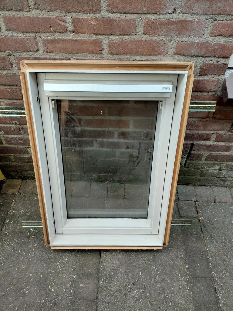Velux dakraam met gootstukken, Doe-het-zelf en Verbouw, Glas en Ramen, Ophalen, Gebruikt, Minder dan 80 cm, 80 tot 120 cm