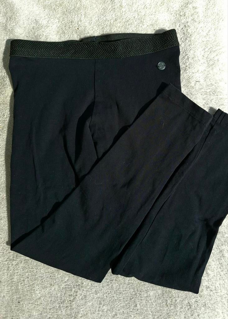 Te koop 3 zwarte leggings maat 116-122, Ophalen of Verzenden, Zo goed als nieuw, Meisje, Broek