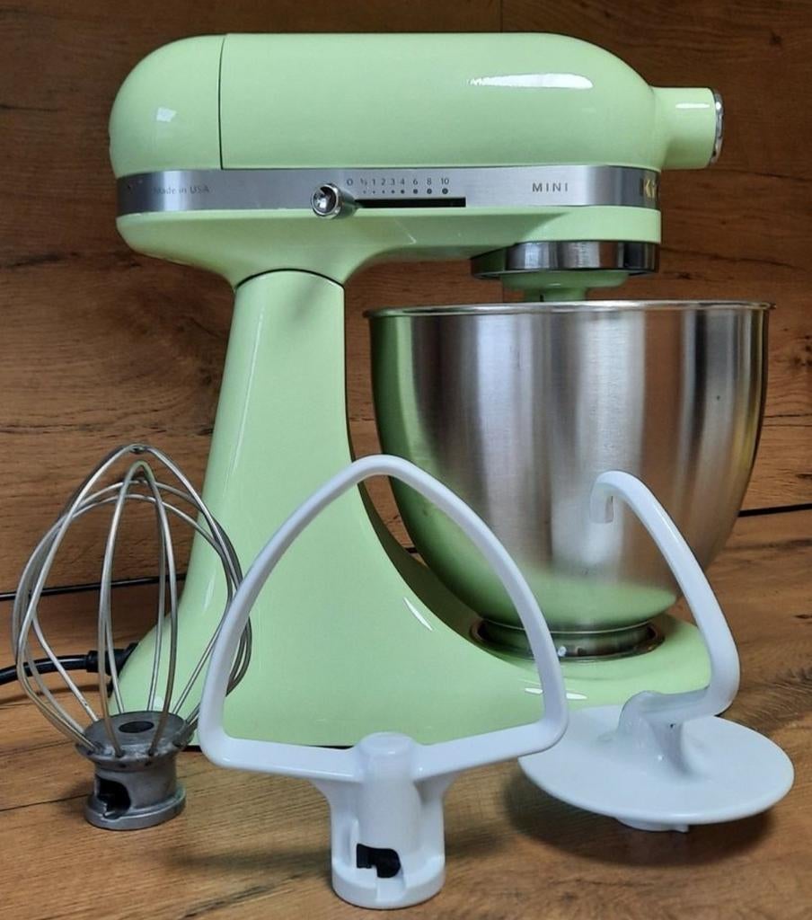 Kitchenaid Mini 5KSM3311XEHW - Lichtgroen, Compact & Krachti, Witgoed en Apparatuur, Keukenmixers, Zo goed als nieuw, 3 tot 4 liter