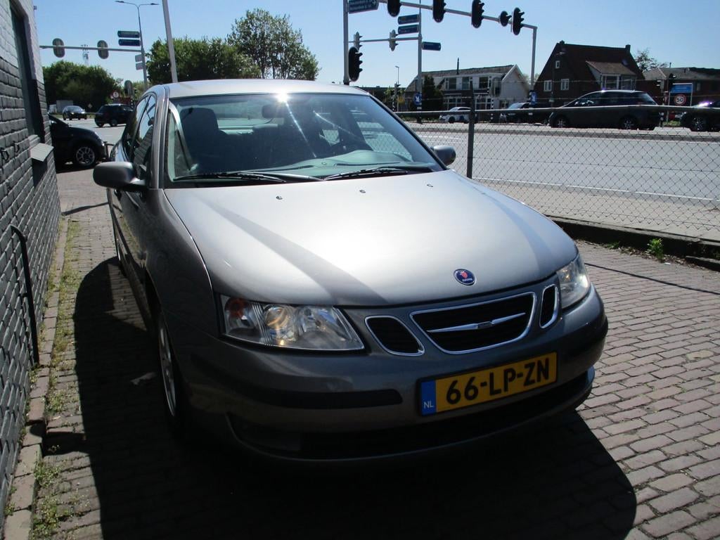 Saab 9-3 Sport Sedan 1.8t Linear, Auto's, Saab, 1998 cc, Stof, Gebruikt, 4 cilinders