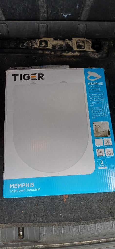 wc bril Tiger als nieuw in doos met alle vastzetelementen, Ophalen of Verzenden, Zo goed als nieuw, Overige typen