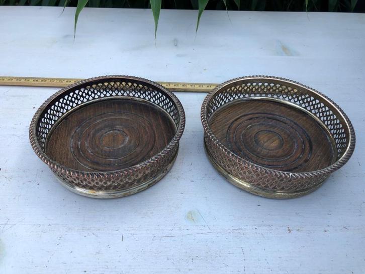 2 Antieke Wijnfleshouders / Onderzetters met Houten Bodem, Huis en Inrichting, Woonaccessoires | Overige, Zo goed als nieuw, Ophalen of Verzenden