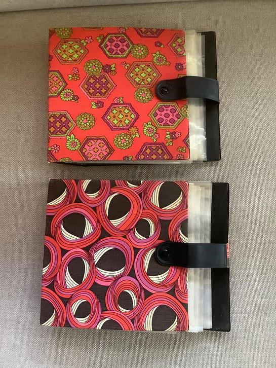 2 Vintage opbergmapjes voor Singles, Ophalen of Verzenden, Gebruikt, Pop