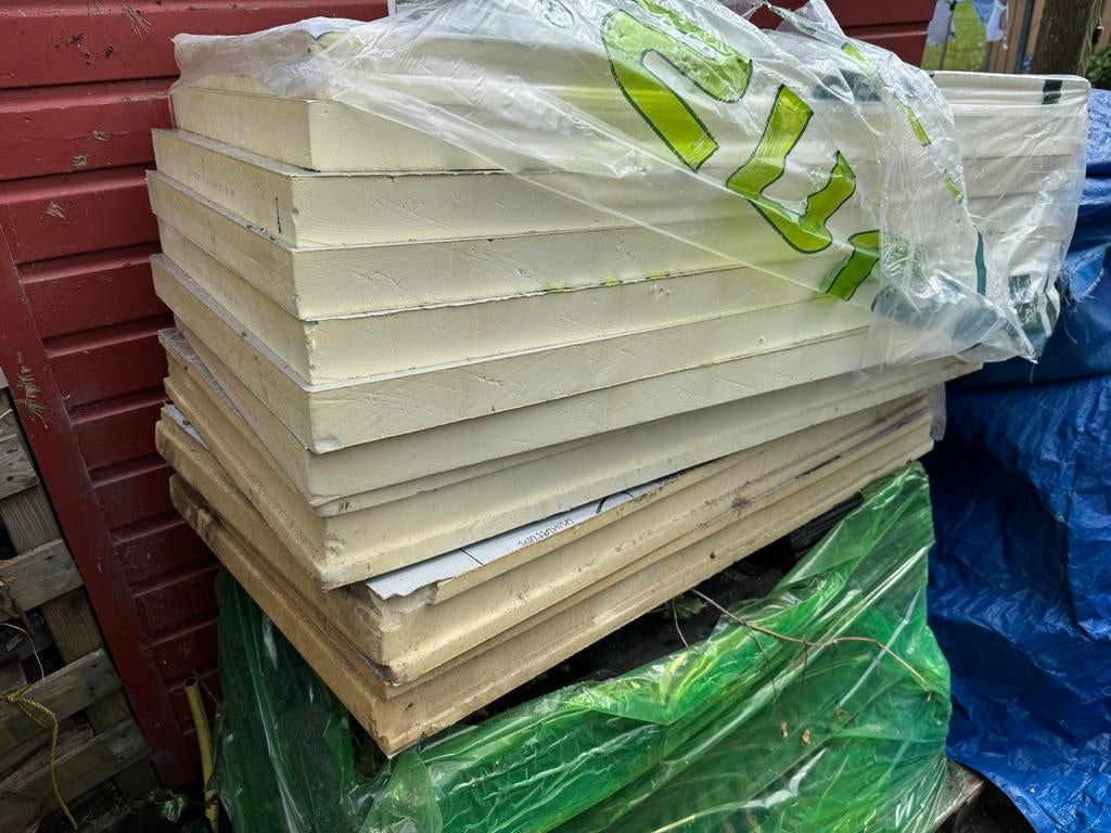 Restant isolatieplaten: 3x 9 cm, 7x 5 cm, Doe-het-zelf en Verbouw, Isolatie en Afdichting, Ophalen, 4 tot 8 cm, Gebruikt, Hardschuim (Pir)