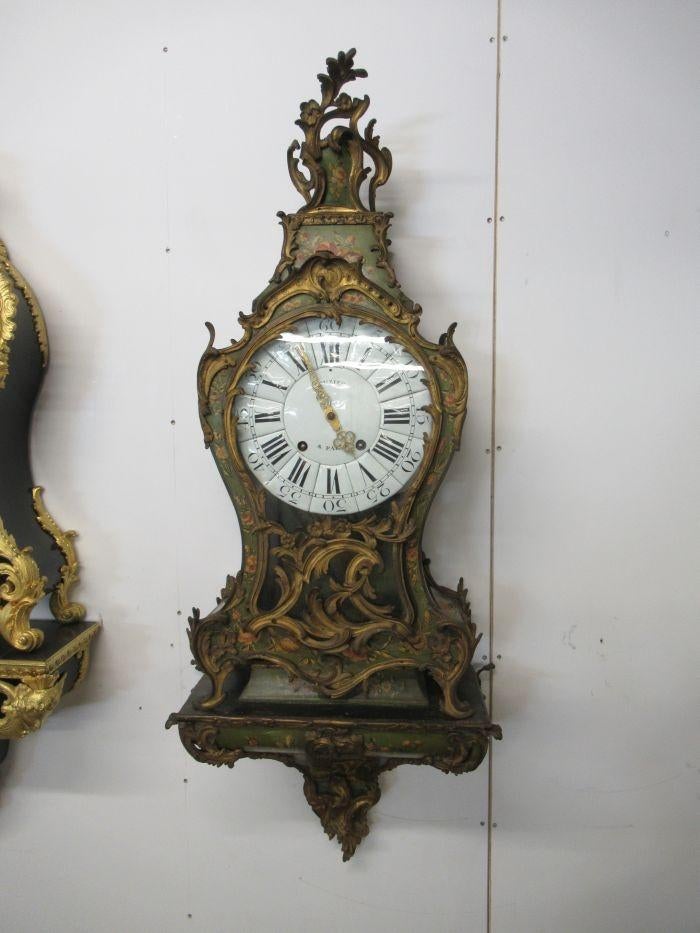 Oer 10443 18e eeuwse vernis martin boulle klok op console, Antiek en Kunst, Antiek | Klokken, Ophalen