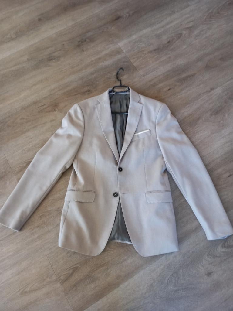 Prachtig pak kostuum Zara maat 48, Kleding | Heren, Kostuums en Colberts, Ophalen of Verzenden, Zo goed als nieuw