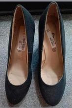 Glitter hak schoen maat 38, Ophalen of Verzenden, Zo goed als nieuw, Zwart, Sneakers of Gympen